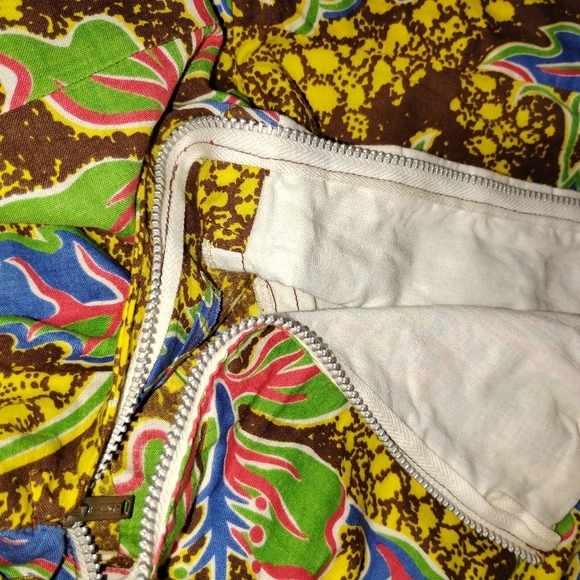 RARE VINTAGE HAWAIIAN FAUX WRAP DRESS - Picture 9 of 16